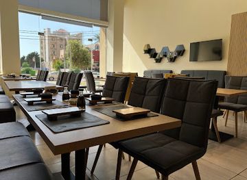 lebanon/tripoli/restaurant/sushi-star