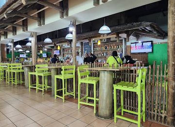 jamaica/montego-bay/restaurant/jamaican-bobsled-cafe