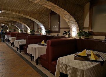 hungary/szeged-csanad/restaurant/taj-mahal-etterem