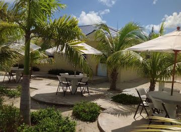 turks-and-caicos-islands/middle-caicos/restaurant/green-island-cafe