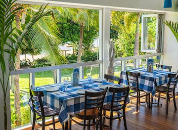 australia/airlie-beach/restaurant/sandbar-airlie-beach