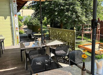 poland/białowieża-forest/restaurant/dzika-malwa