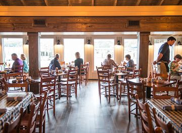 south-carolina/hilton-head-island/restaurant/hudson-s-seafood-house-on-the-docks