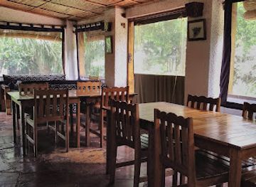 zambia/kasama/restaurant/thorn-tree-restaurant