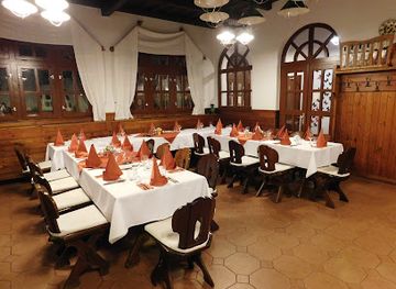 hungary/western-transdanubia/restaurant/berki-vendeglo-es-hotel