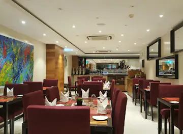 Belle Amie Bistro