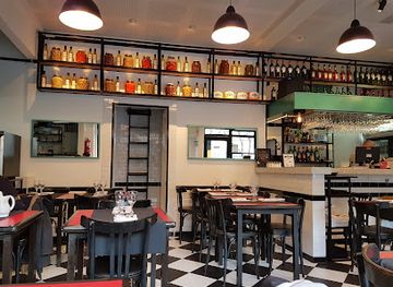 argentina/buenos-aires/san-telmo/restaurant/cafe-san-juan