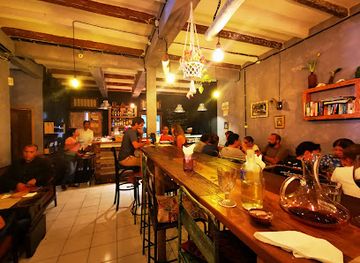 indonesia/east-nusa-tenggara/restaurant/happy-banana-komodo