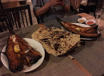 djibouti/petit-bara-desert/restaurant/moukbasa-national