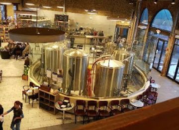 illinois/aurora/restaurant/two-brothers-roundhouse