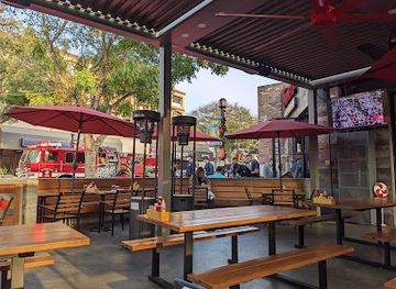 california/burbank/restaurant/finney-s-crafthouse-burbank