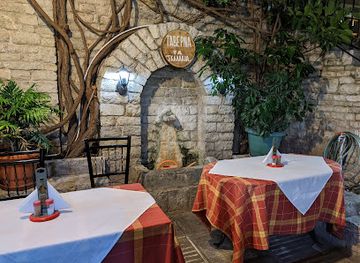 greece/delphi/restaurant/taberna-ta-skalakia