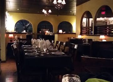 oregon/klamath-falls/restaurant/roosters-steak-chop-house