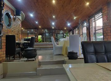 zambia/kitwe/restaurant/indish-fusion-foods-cocktails