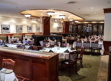 oklahoma/oklahoma-city/restaurant/mickey-mantle-s-steakhouse