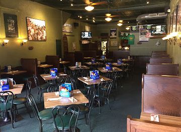 ohio/akron/highland-square/restaurant/rockne-s-pub-akron