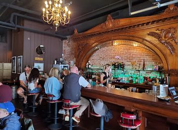 arkansas/hot-springs/restaurant/deluca-s-pizza