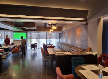 bangladesh/chittagong/restaurant/krave