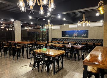 philippines/cagayan-de-oro/restaurant/carlyle-s-diner-cafe