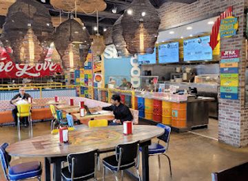 ohio/akron/highland-square/restaurant/irie-jamaican-kitchen