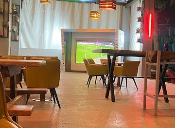 zambia/kasanka-bat-forest/restaurant/zuli-bar-grill