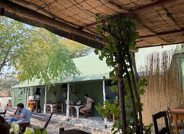 botswana/maun/restaurant/akacia-cafe