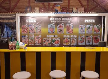 philippines/batanes/restaurant/yellow-kubo-cafe