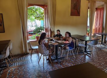 el-salvador/suchitoto/restaurant/tiestos-suchitoto