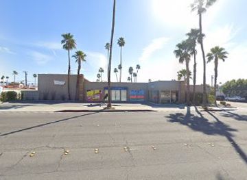 california/palm-springs/vista-las-palmas/restaurant/lost-property-restaurant