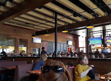 alabama/huntsville/restaurant/bj-s-restaurant-brewhouse
