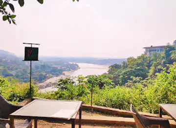 Vj's giardino by the Ganges