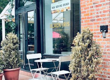 new-york/new-york-city/brooklyn/restaurant/black-iris