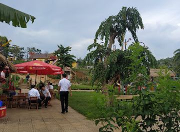 vietnam/central-highlands/restaurant/trang-trai-am-thuc-huou-sao