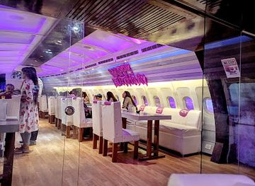 india/north-india/restaurant/runway-1-delhi