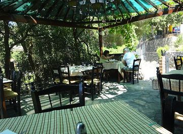 cyprus/troodos/restaurant/phini-tavern-restaurant
