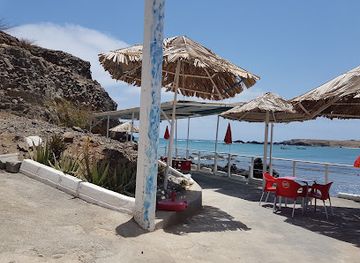 cabo-verde/praia-baixo/restaurant/big-lanche
