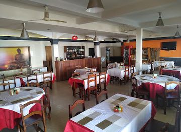 madagascar/diego-suarez/ramena-beach/restaurant/restaurant-shangri-la