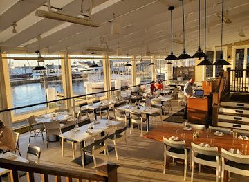 rhode-island/aquidneck-island/restaurant/the-mooring-seafood-kitchen-bar