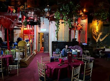 malaysia/peninsular-malaysia/restaurant/suzie-wong-dinner-and-show