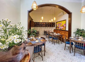 vietnam/hanoi/dong-da-district/restaurant/the-east