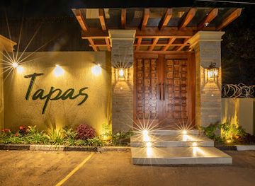 uganda/kidepo-valley-national-park/restaurant/tapas