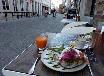 belgium/bruges-coast/restaurant/that-s-toast