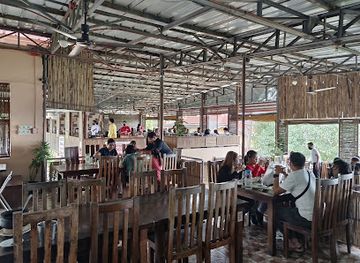 philippines/tagaytay/restaurant/bulalo-point-turo-turo-grill