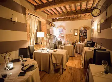 Le Logge del Vignola