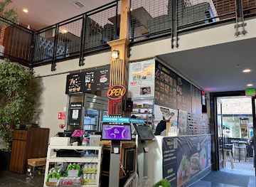 california/martinez/restaurant/banh-mi-rolls-factory