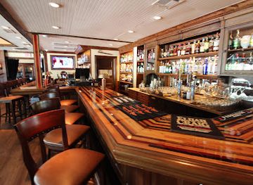 oklahoma/oklahoma-city/restaurant/the-hutch-on-avondale