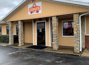 kansas/southeast-kansas/restaurant/lucci-s-cafe