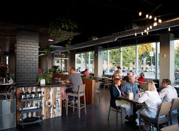 michigan/grand-rapids/restaurant/linear-restaurant