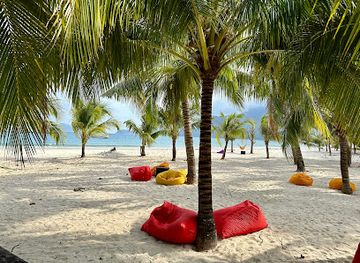vietnam/con-dao-islands/restaurant/bar-200-by-the-beach