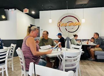 illinois/elgin/restaurant/cinnamon-pancake-house